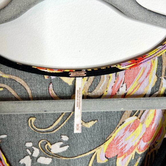 Free People Bella Floral Print Tunic Flowy Bohemian Flared Sleeve Top Sz Medium - Picture 4 of 7
